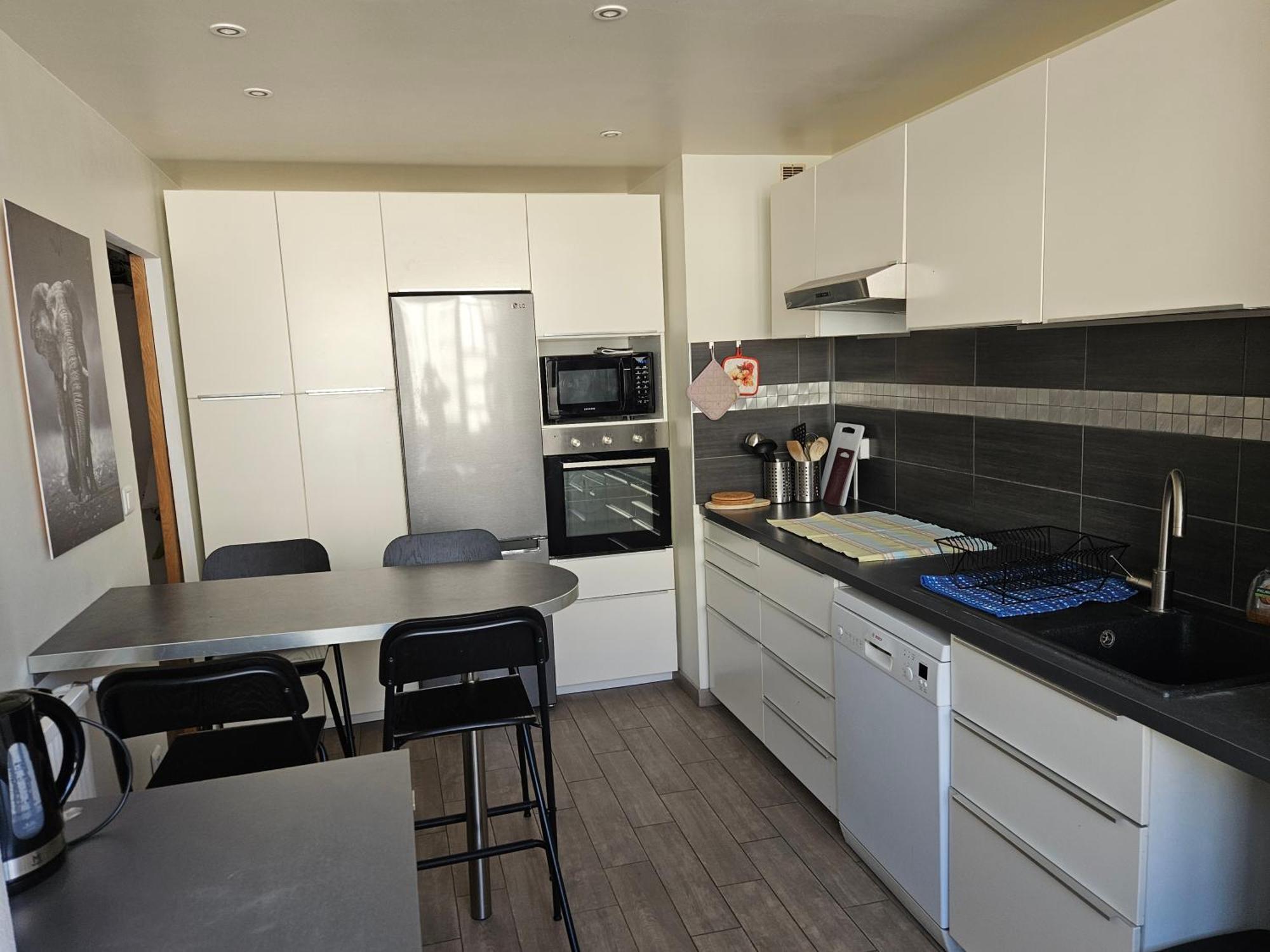 Chambre En Colocation Fille, Proche Mer, Climatisation Toulon Exterior photo