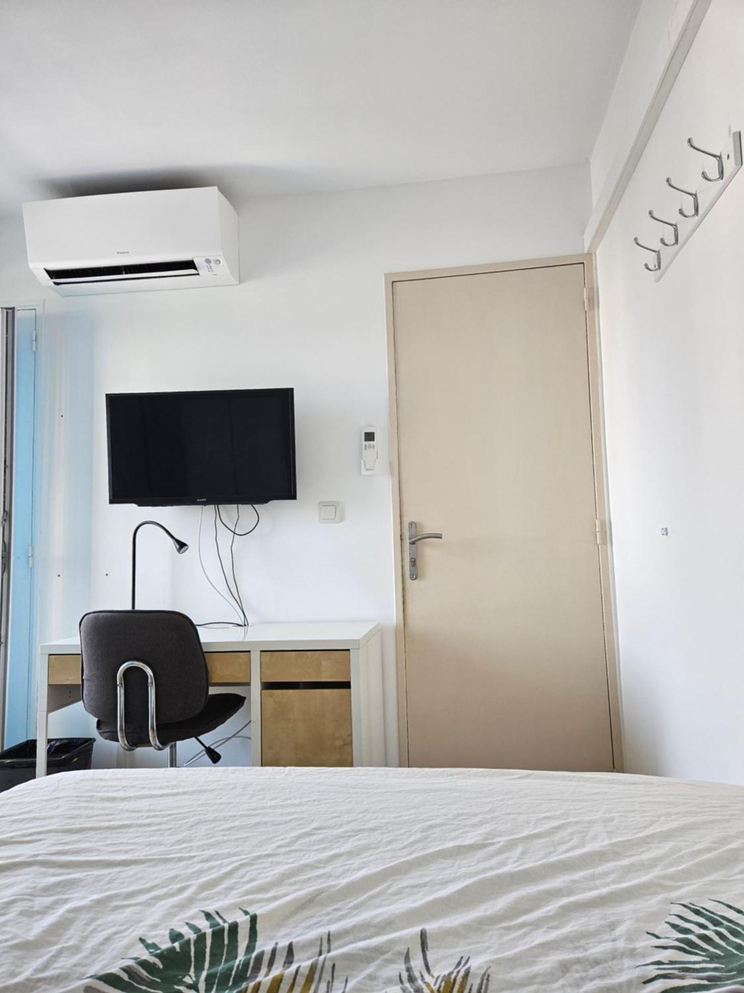 Chambre En Colocation Fille, Proche Mer, Climatisation Toulon Exterior photo