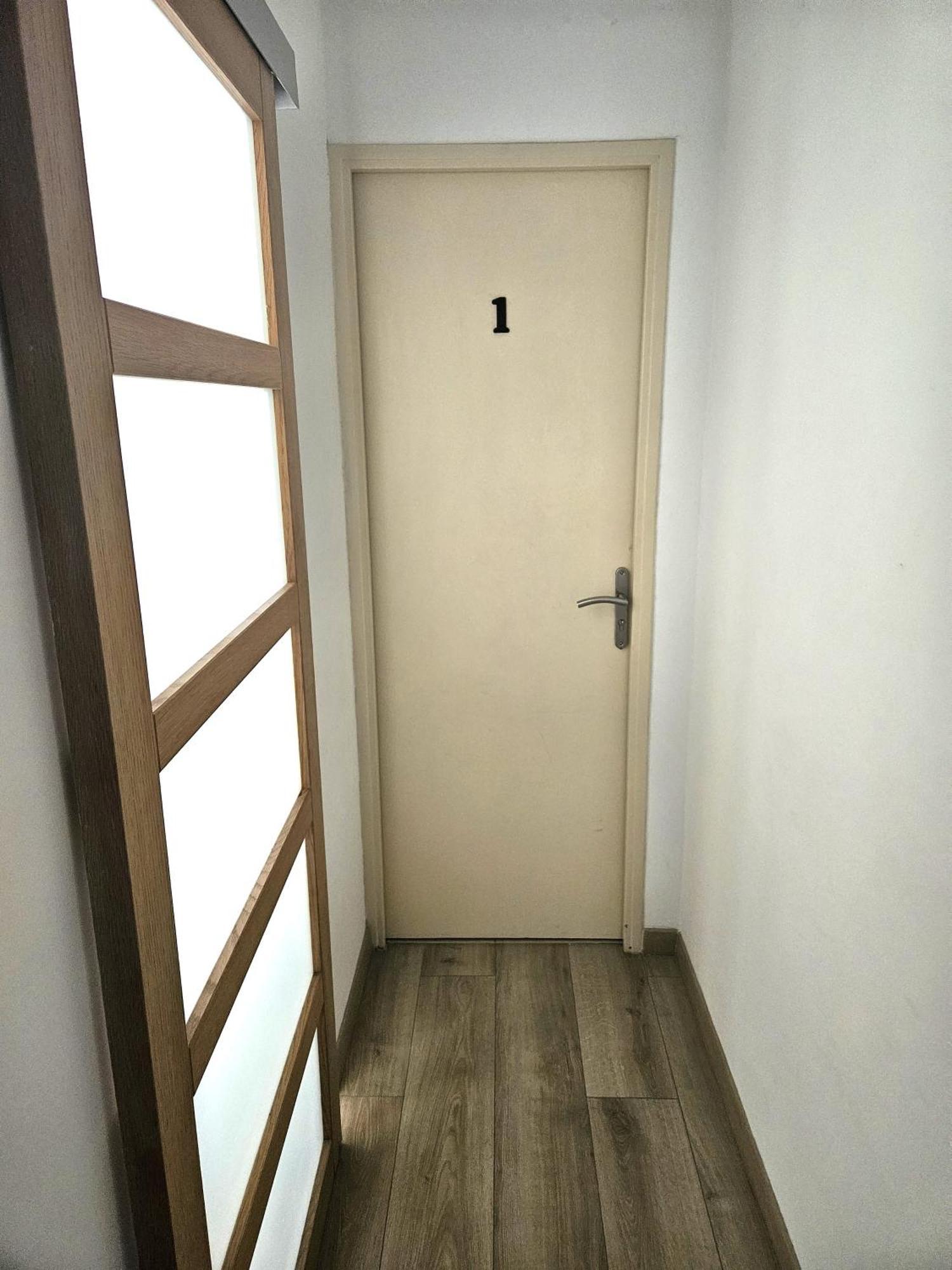 Chambre En Colocation Fille, Proche Mer, Climatisation Toulon Exterior photo